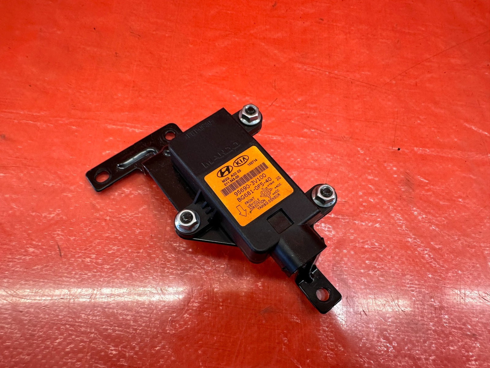 2016 16 HYUNDAI GENESIS COUPE 3.8L   YAW RATE SENSOR   95690 3V100   OEM #2198