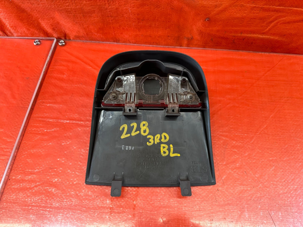 94 01 INTEGRA SEDAN   THIRD 3RD BRAKE LIGHT HIGH MOUNT STOP LAMP   OEM #2284