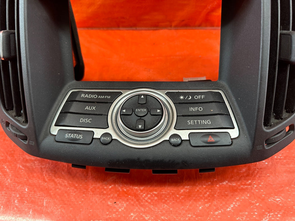 08 15 INFINITI G37 & Q60    2D COUPE   RADIO STEREO CONTROL BEZEL   NON NAVI 2076