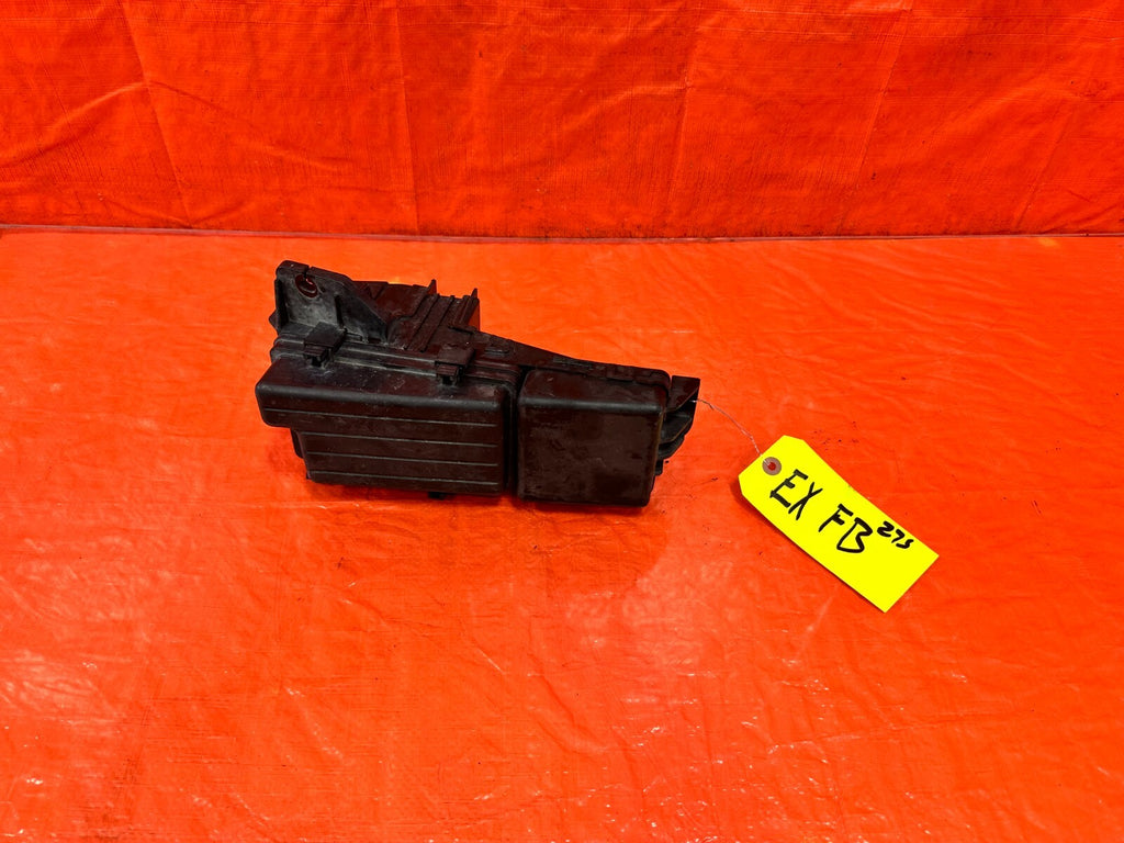 06 08 ACURA TSX   EXTERIOR ENGINE BAY UNDER HOOD   FUSE BOX PANEL   OEM 2750