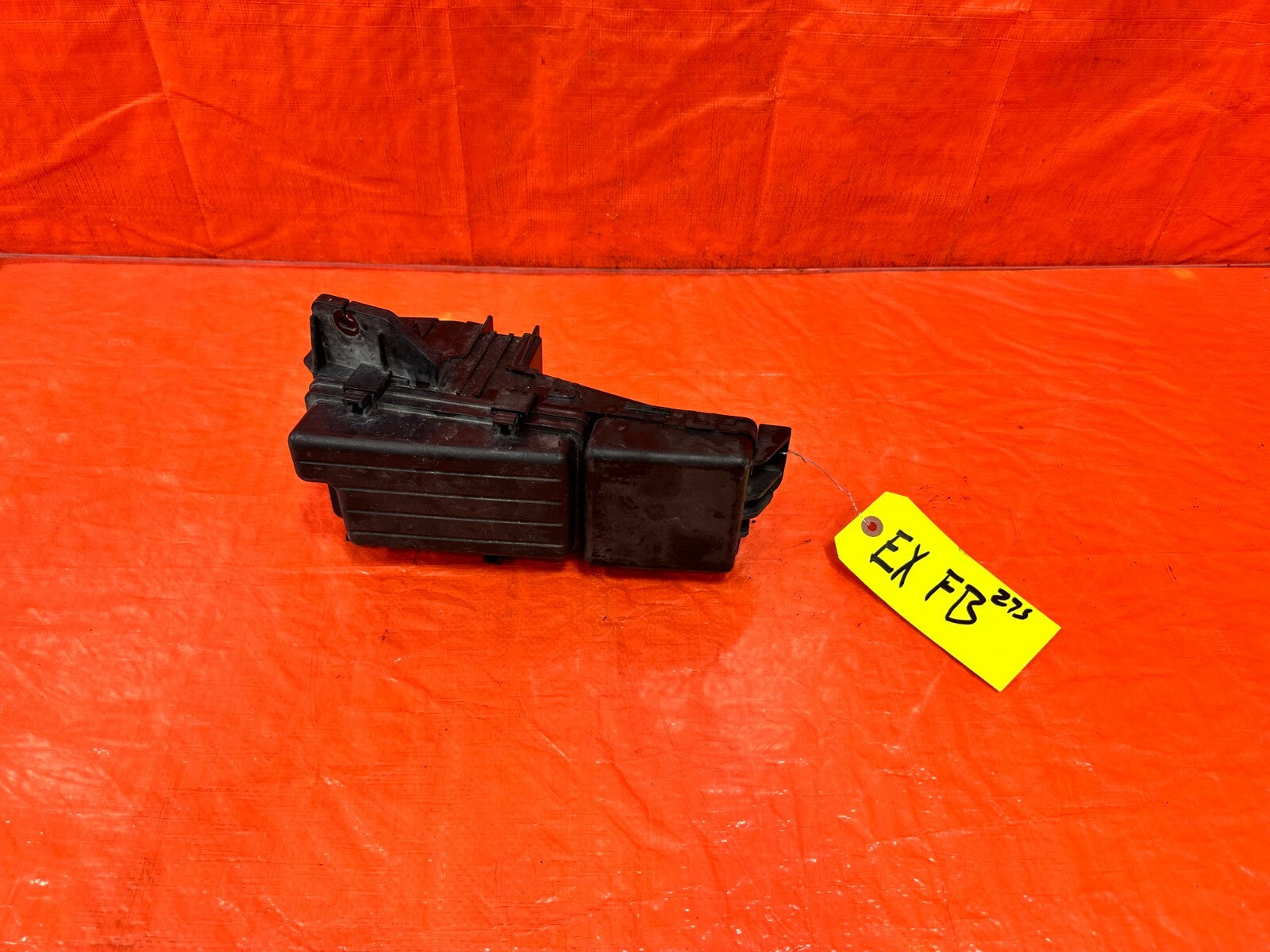 06 08 ACURA TSX   EXTERIOR ENGINE BAY UNDER HOOD   FUSE BOX PANEL   OEM 2750