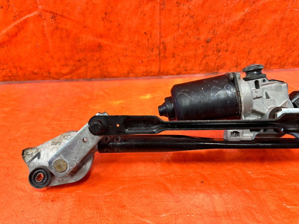 10 16 HYUNDAI GENESIS COUPE WINDSHIELD WIPER MOTOR W/ LINKAGE COMPLETE OEM 32510