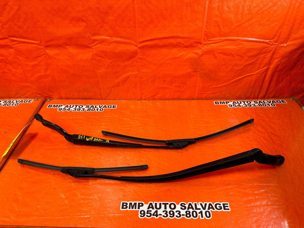 08 12 HONDA ACCORD SEDAN   WINDSHIELD WIPER ARMS LEFT & RIGHT ARM SET   OEM #2510