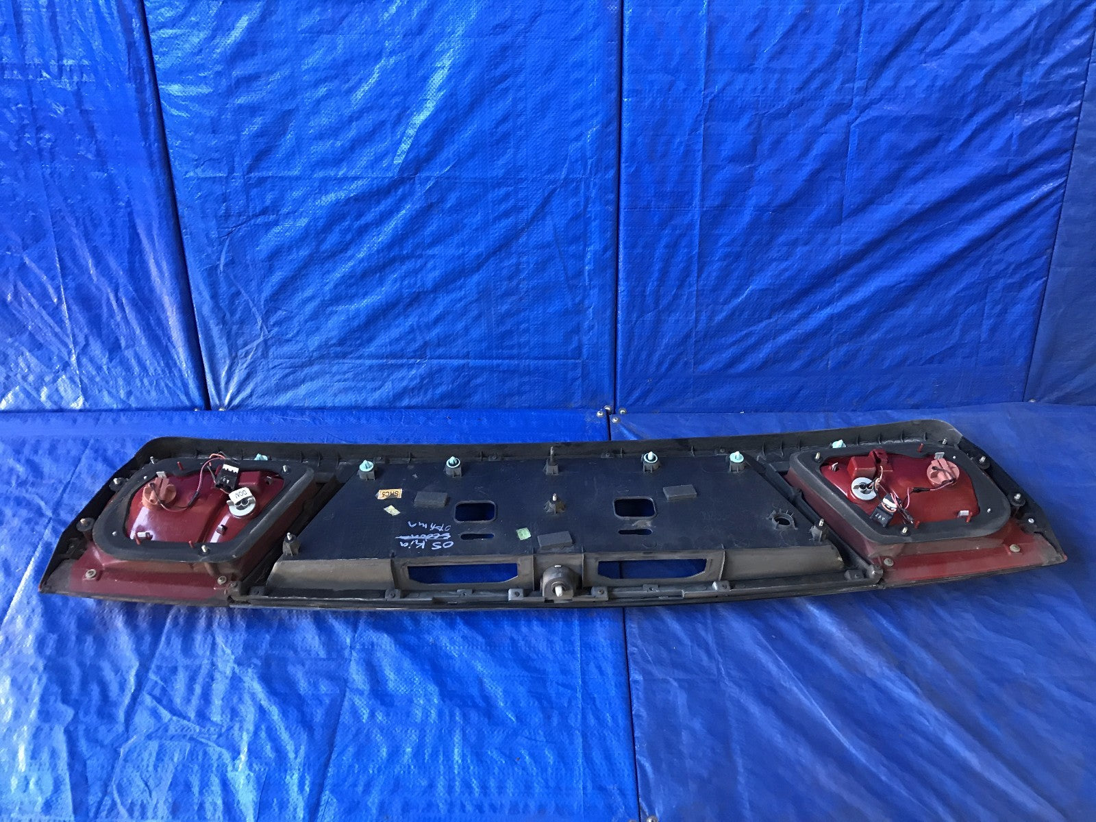 03 04 05 KIA OPTIMA TRUNK TAIL GATE MOLDING HATCH GARNISH MOLDING 87370 3C2006