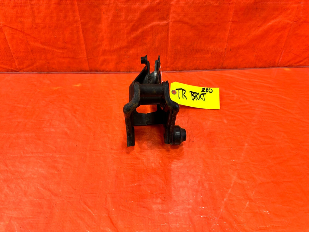 02 06 ACURA RSX   MANUAL   REAR TRANSMISSION BRACKET T BRACKET   OEM #2801