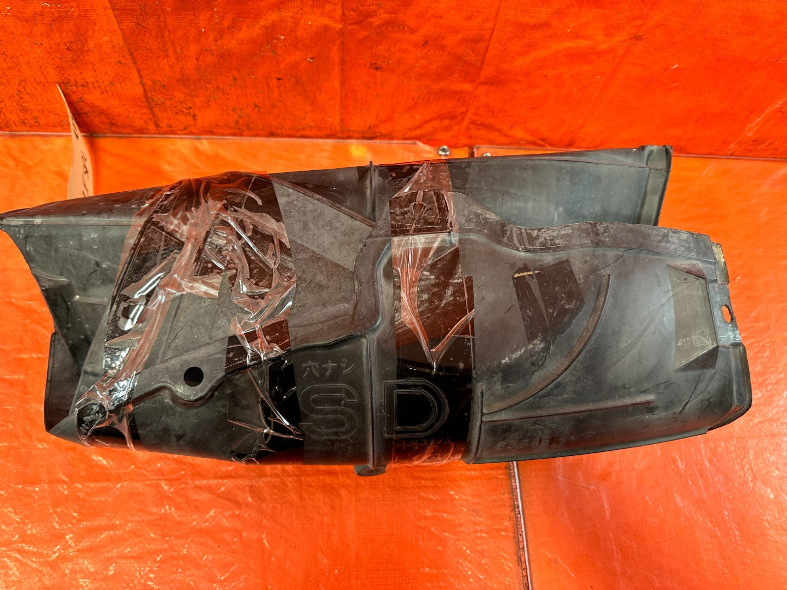 08 15 INFINITI G37 & Q60    2D COUPE   63845 JL03A   OEM FACOTRY OE9