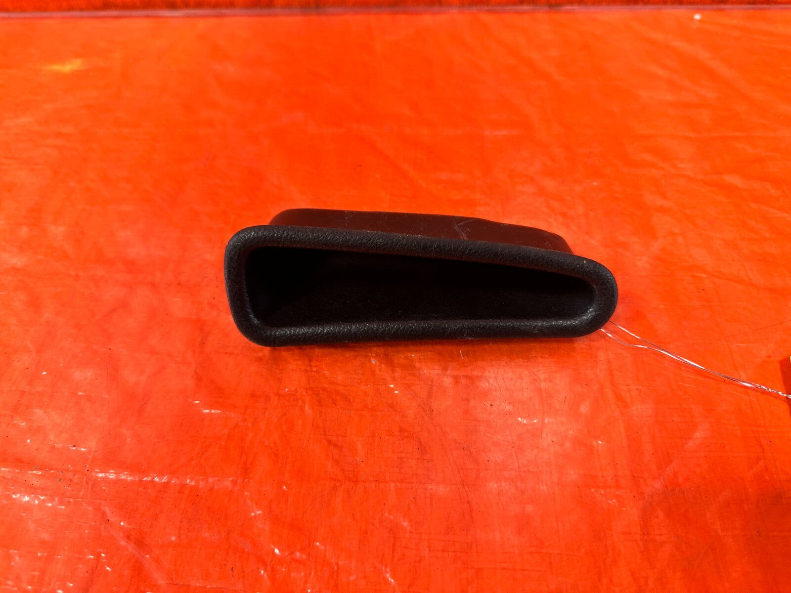 88 91 HONDA CRX   PASSENGER RIGHT DOOR PANEL POCKET CUBBY STORAGE   OEM #2711