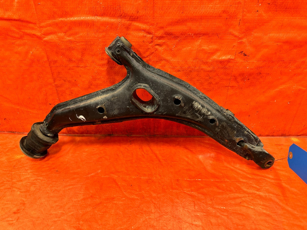97 01 HONDA CR V CRV   CONTROL ARM   FRONT LOWER DRIVER LEFT SIDE   OEM #3015