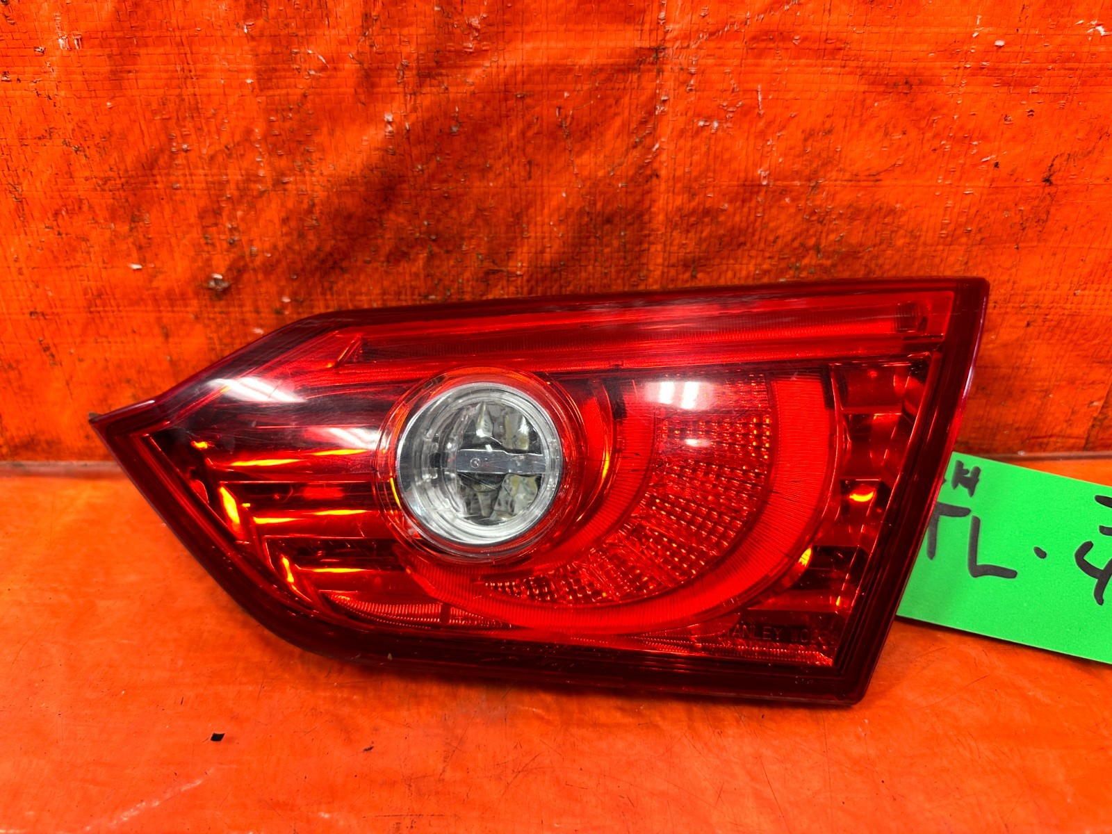 14 15 INFINITI Q50   DRIVER RIGHT TRUNK MOUNTED   INNER TAIL LIGHT LAMP OEM #3161