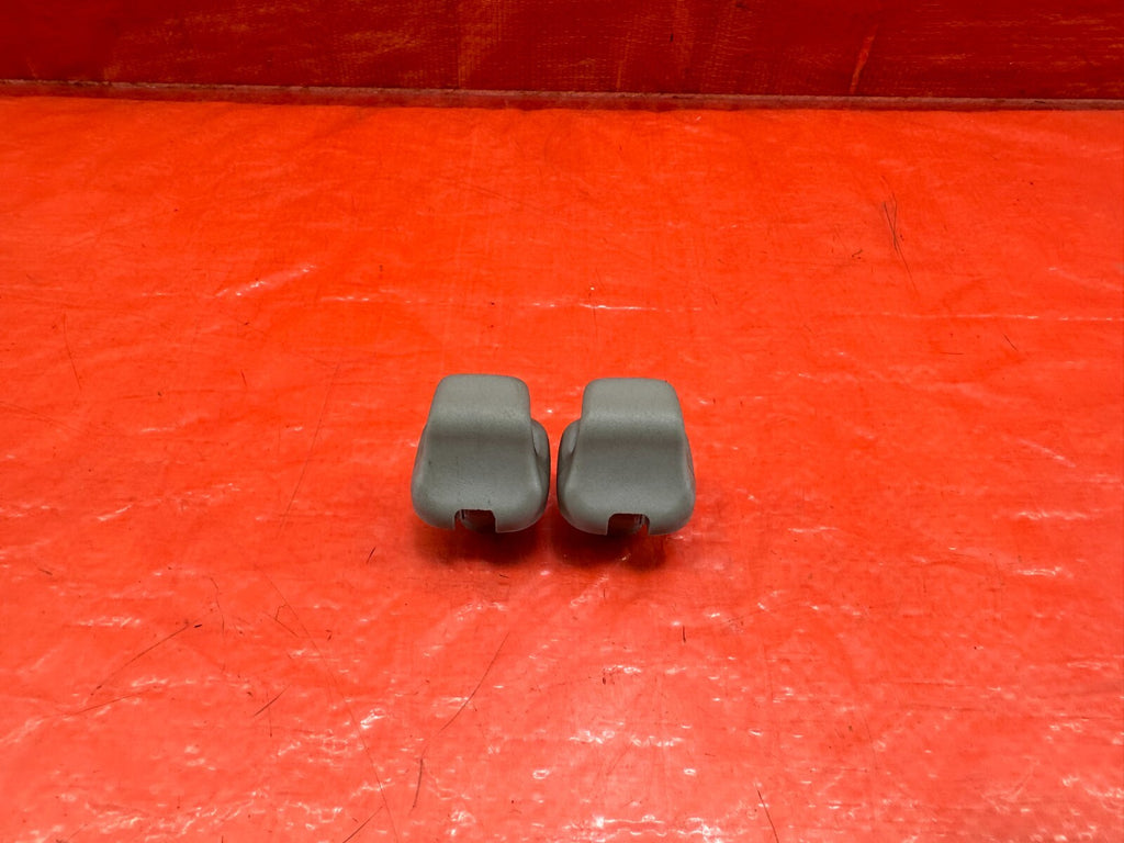 06 11 HONDA CIVIC   SUN VISOR MOUNITNG PLASTIC CLIPS LEFT RIGHT OEM FACTORY #2040