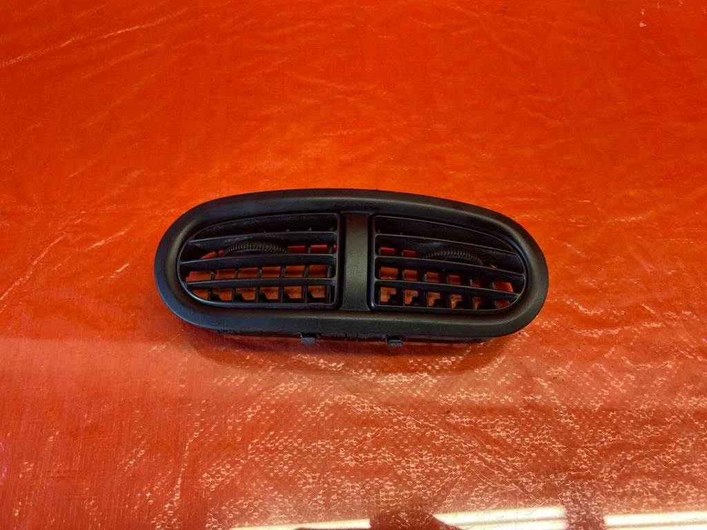 93 97 HONDA DEL SOL   CENTER DASH BOARD AIR CONDITIONING AC VENT   OEM #1260