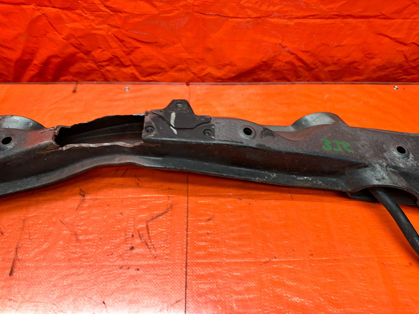92 96 HONDA PRELUDE FRONT SUBFRAME CROSSMEMBER FRONT HALF W/ RODS   OEM #3327