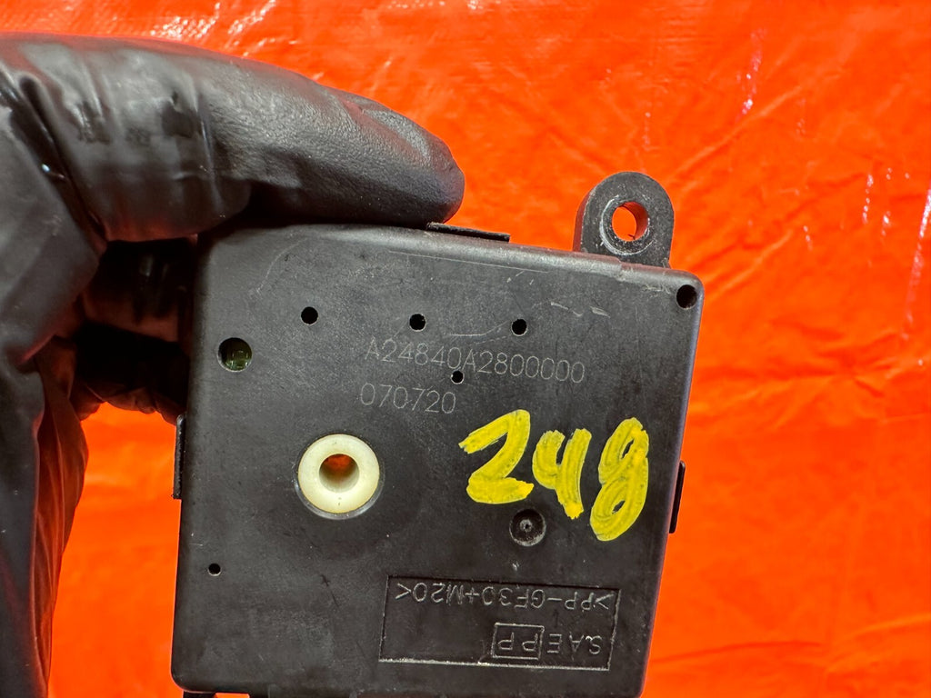 09 13 INFINITI G37 SEDAN   AIR CONDITIONING AC MOTOR   A24840A2800000   OEM #2481