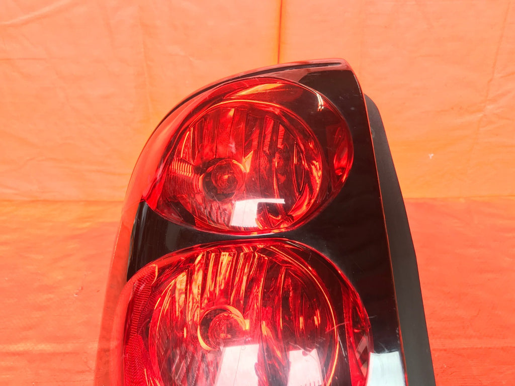 DEPO 2007 2008 2009 CHEVROLET TRAILBLAZER DRIVER LEFT TAIL LIGHT LAMP 07 08 097