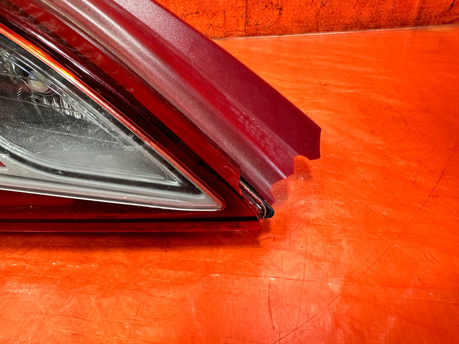 13 16 HYUNDAI GENESIS COUPE   DRIVER LEFT TAIL LIGHT LAMP   OEM FACTORY #CHIP3