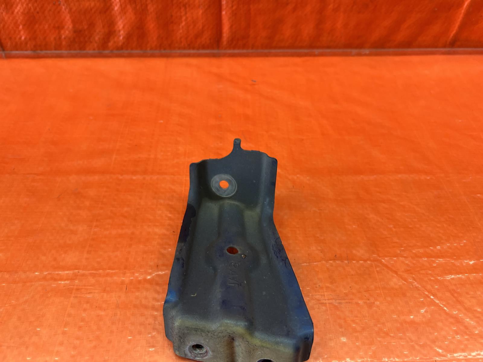 06 11 HONDA CIVIC   FENDER MOUNTING BRACKET SUPPORT BRACE DRIVER LEFT   OEM #1517