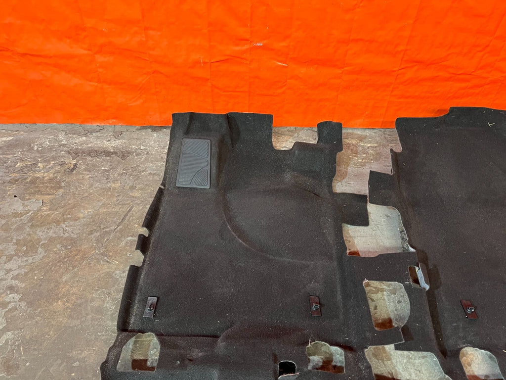 13 18 ACURA RDX BASE   INTERIOR FLOOR CARPET RUG MAT   BLACK IN COLOR   OEM #1538