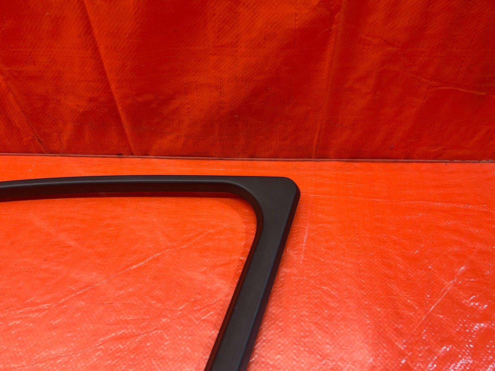 09 12 ACURA TSX   PASSENGER RIGHT FRONT   INTERIOR DOOR WINDOW TRIM   OEM #1685