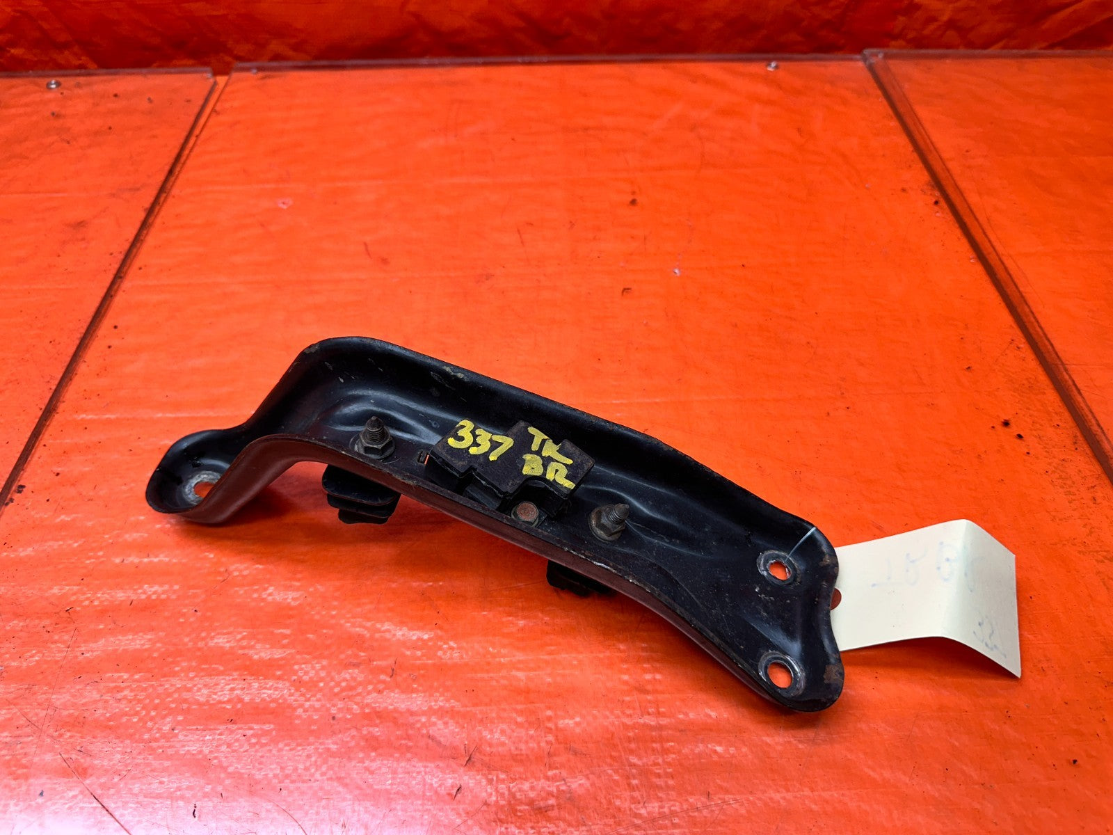 00 03 HONDA S2000 AP1 2.0L MT MANUAL TRANSMISSION LOWER MOUNT BRACE BRACKET #3370