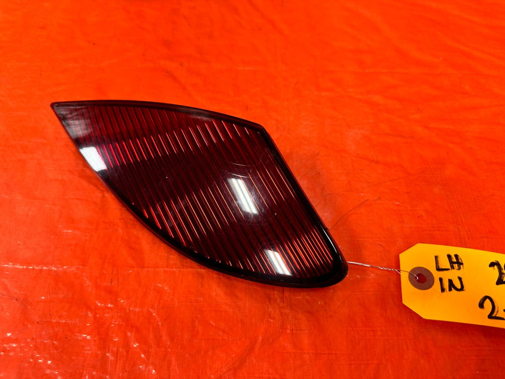 02 05 LEXUS SC430   DRIVER LEFT INNER TRUNK MOUNTED TAIL LIGHT LAMP OEM 2881