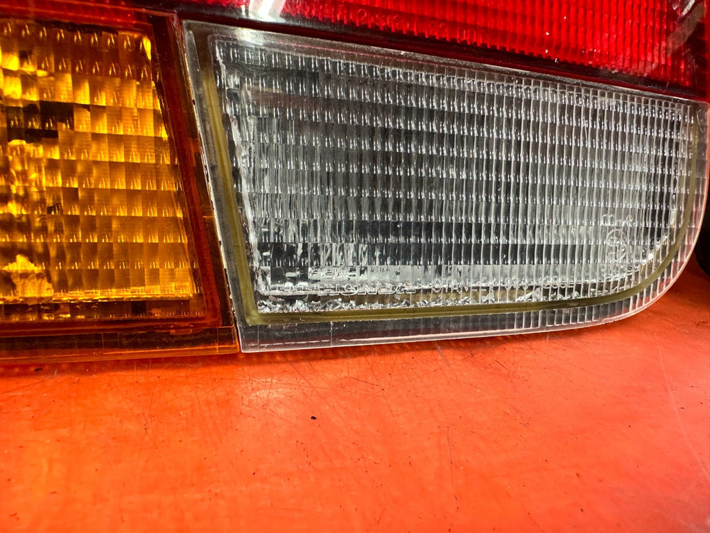 96 98 HONDA CIVIC COUPE 2 DOOR   RED WHITE ORANGE   STANLEY   OEM TAIL LIGHTS9