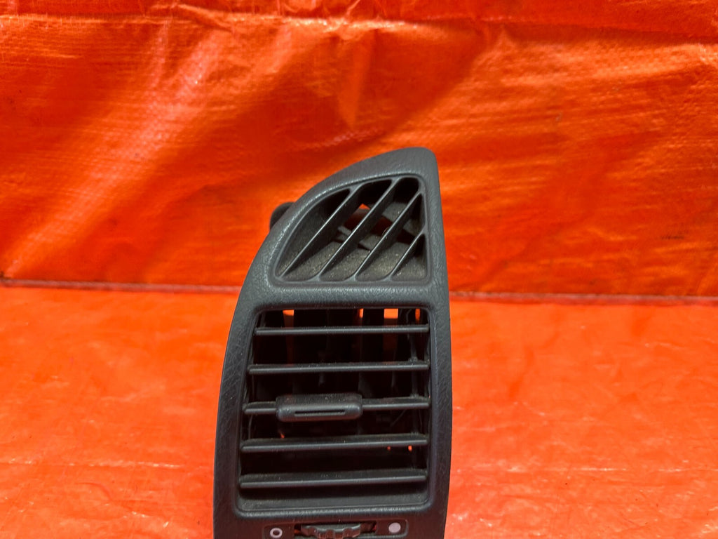 97 01 HONDA PRELUDE   DRIVER LEFT AC AIR CONDITIONING VENT L LH   OEM #2106