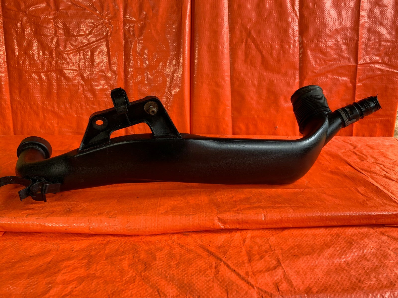 OEM 2007 BMW 335Xi 335i AWD N54 AIR INDUCTION INTAKE PIPE TUBE 1371 7600002 058