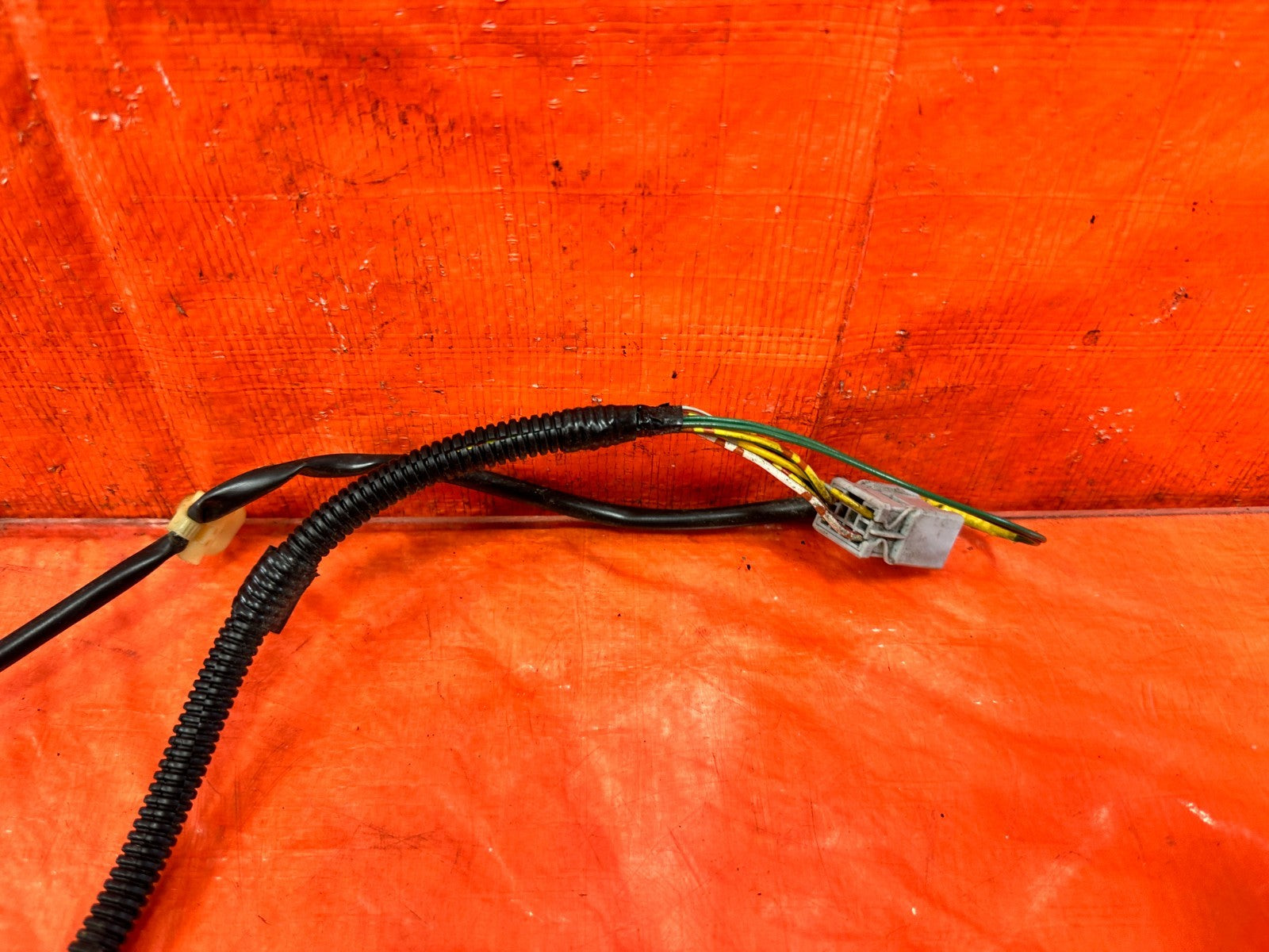 1998 98 HONDA CR V CRV   CONTROL MODULE HARNESS   32106 S10 A90   OEM 3017
