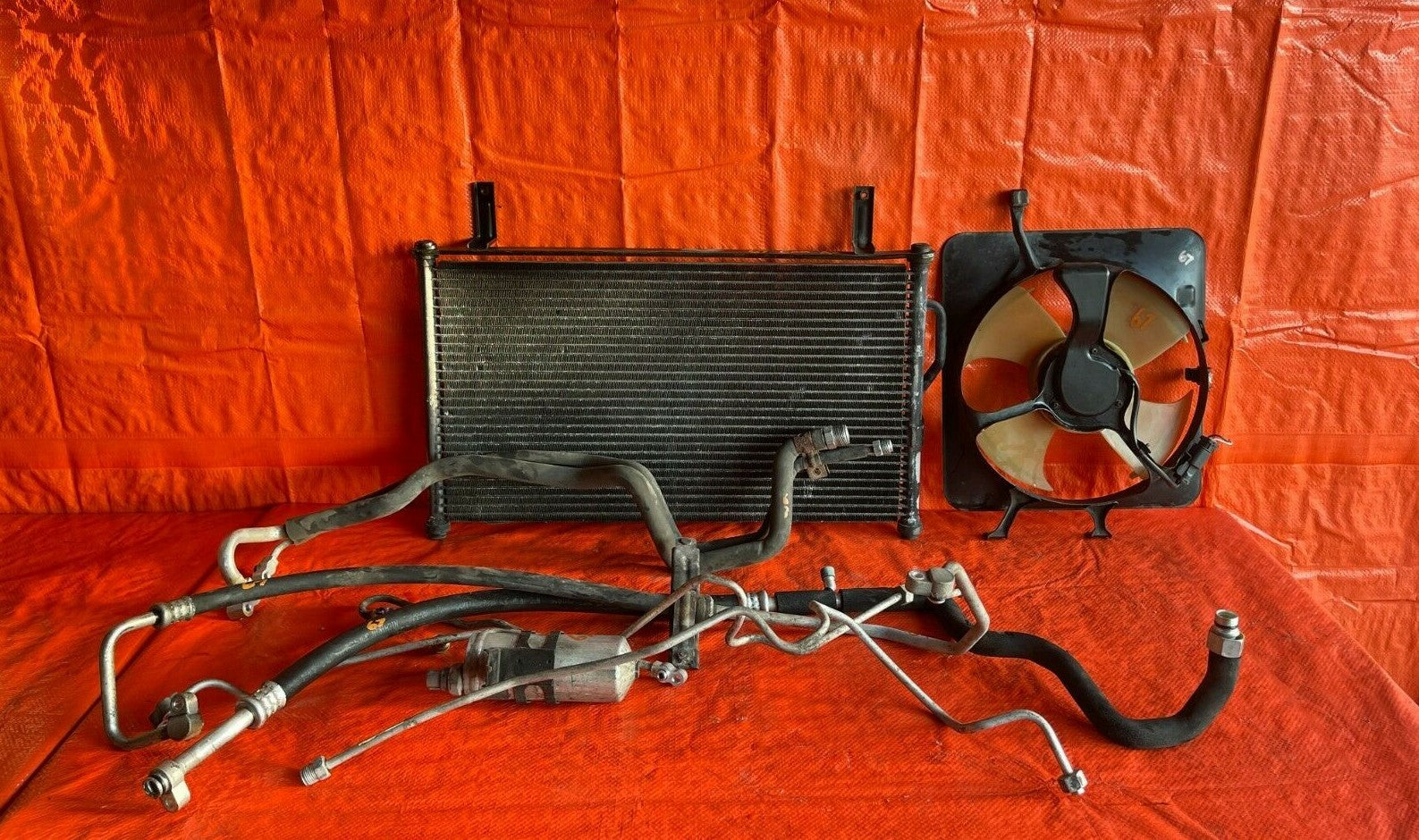 97 01 HONDA CR V CRV COMPLETE AIR CONDITIONING AC LINE SET W/ CONDENSER FAN #670