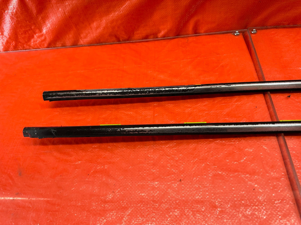 96 00 HONDA CIVIC COUPE HATCH EXTERIOR DOOR WINDOW GLASS TRIM SET LEFT RIGHT 1817