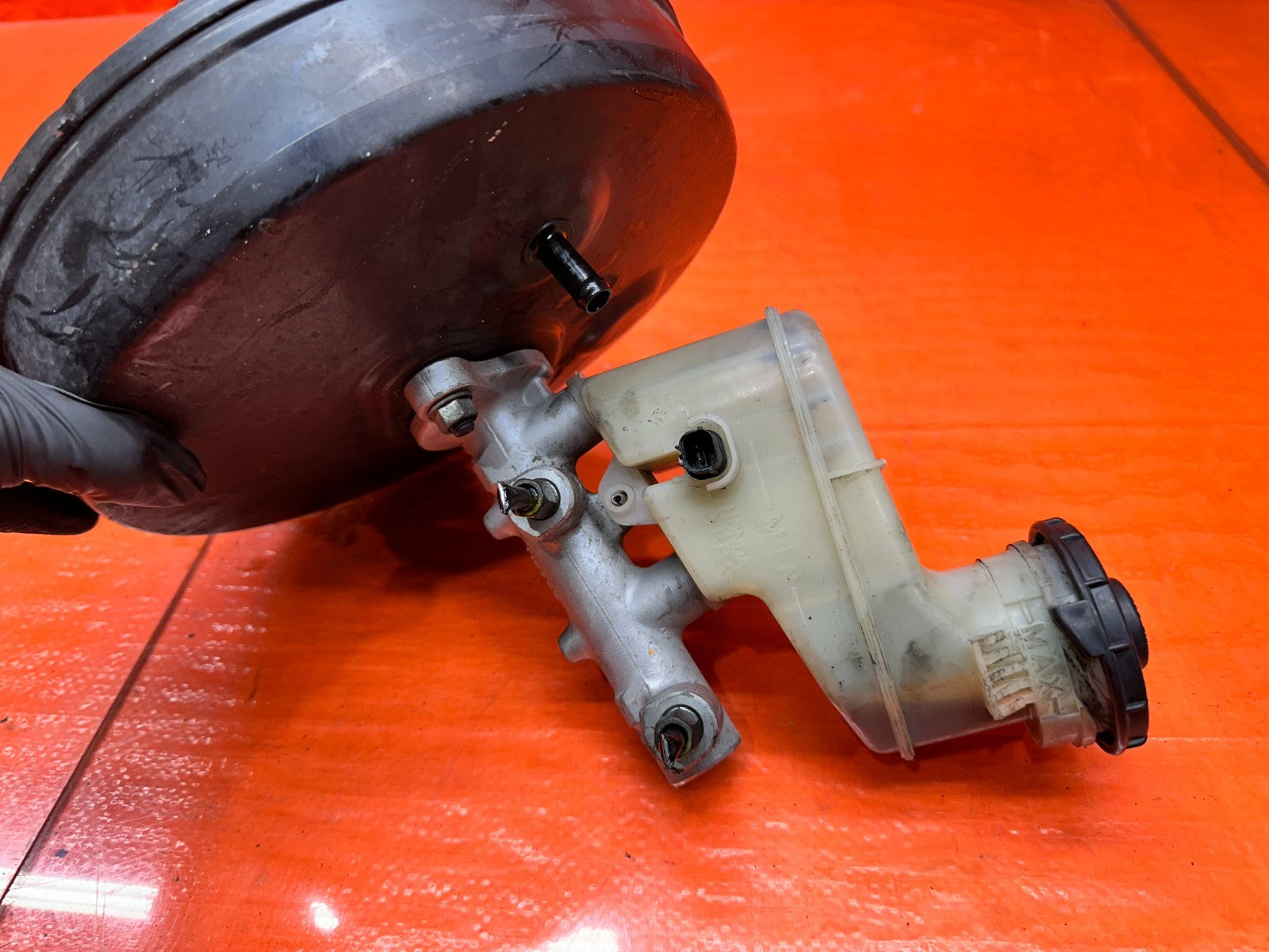 04 08 ACURA TSX 2.4L POWER BRAKE BOOSTER AND MASTER CYLINDER OEM #3308
