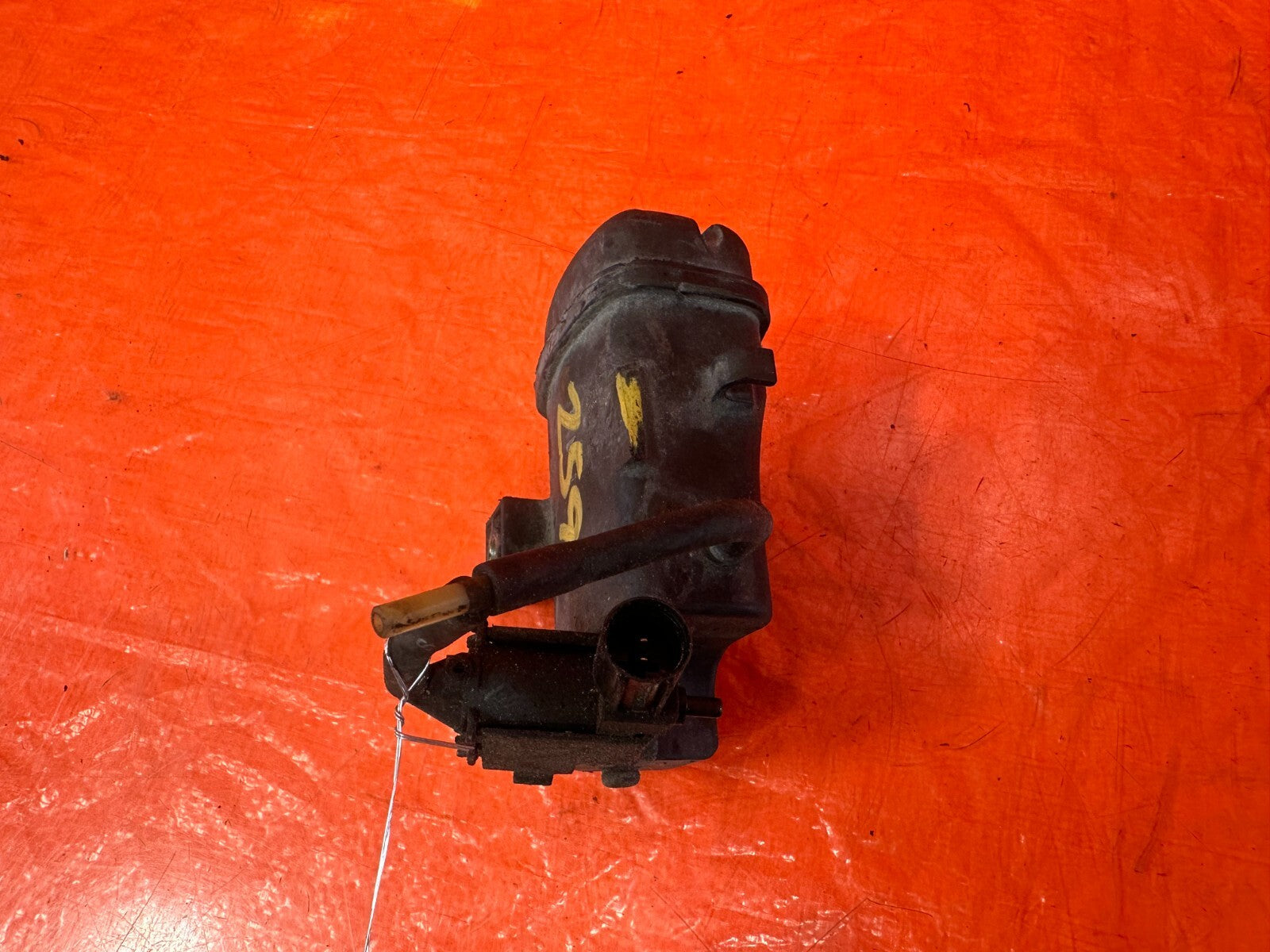 97 01 HONDA PRELUDE   H22A4 H22A VACUUM TANK W/ SOLENOID VALVE   OEM #2596
