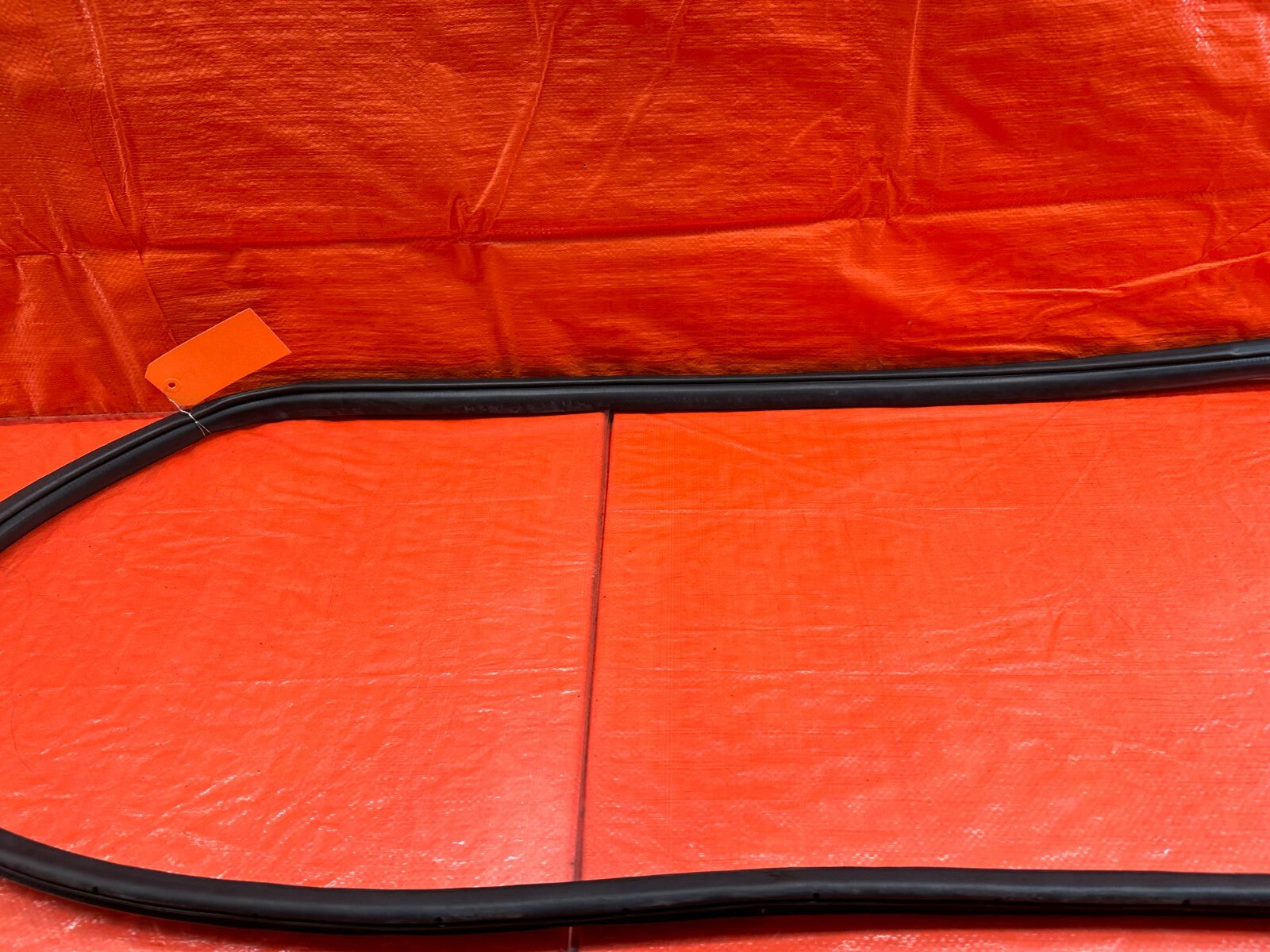 LANCER EVOLUTION X EVO 10 CHASSIS TO DOOR OPEN TRIM WEATHER STRIP LEFT REAR 2147