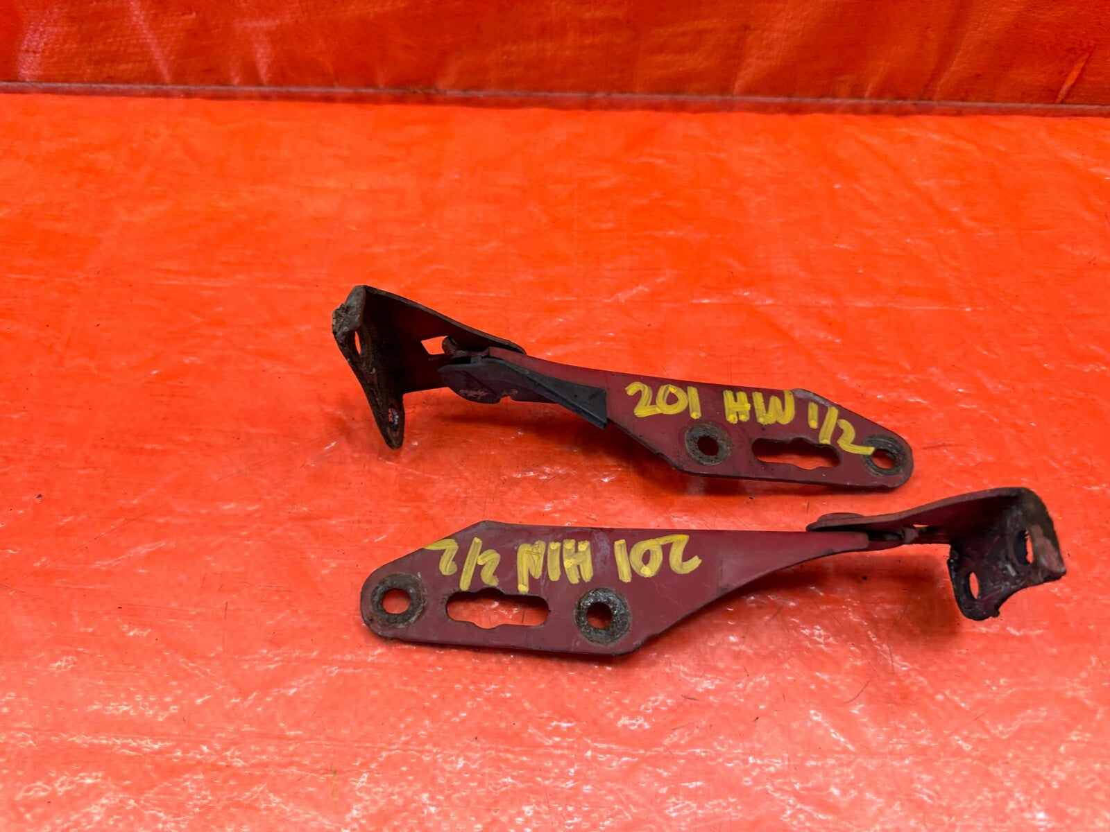 96 00 HONDA CIVIC   HOOD HINGE SET   DRIVER LEFT PASEENGER RIGHT   OEM   #2019