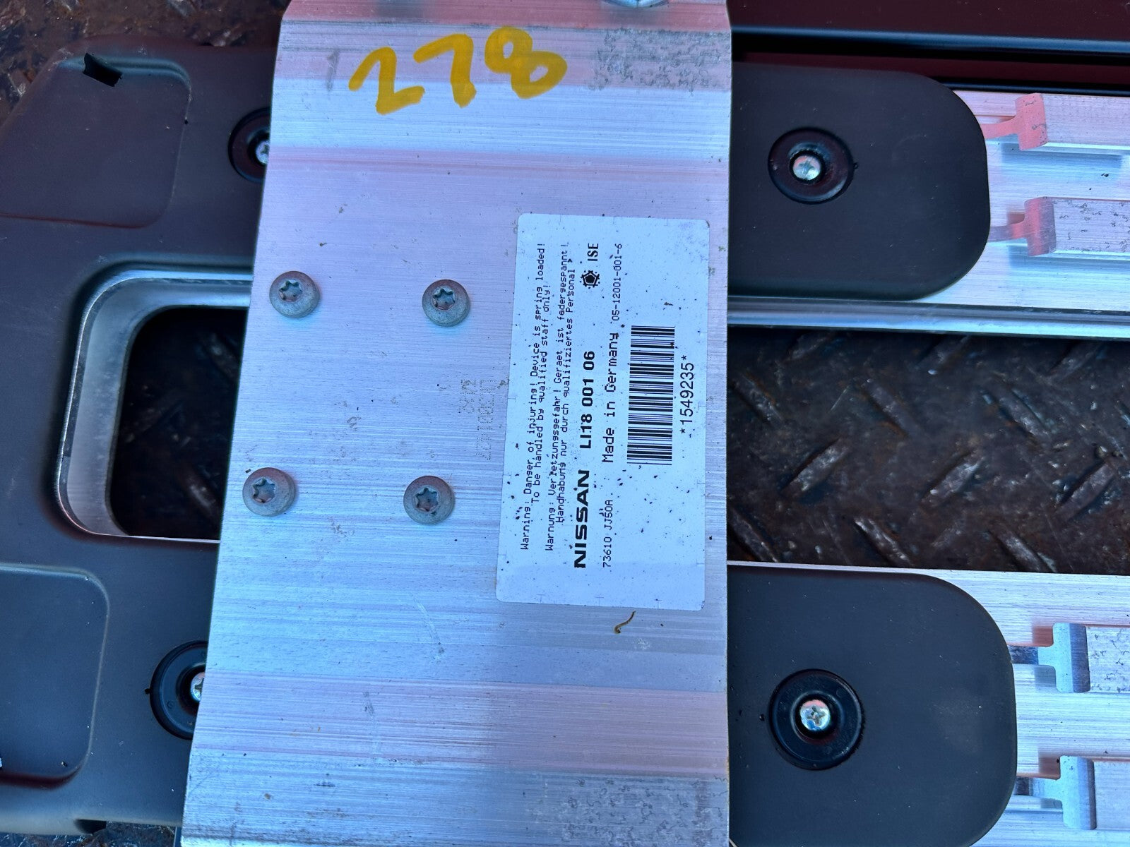 09 15 INFINITI G37 CONVERTIBLE ROLL BAR PROTECTOR SEAT ADJUSTMENT BAR LEFT #2786