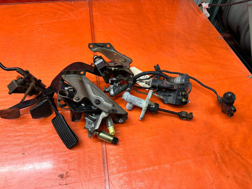 97 01 HONDA PRELUDE 2.2L MT MANUAL CLUTCH BRAKE PEDALS MASTER SLAVE CYLINDER #3312