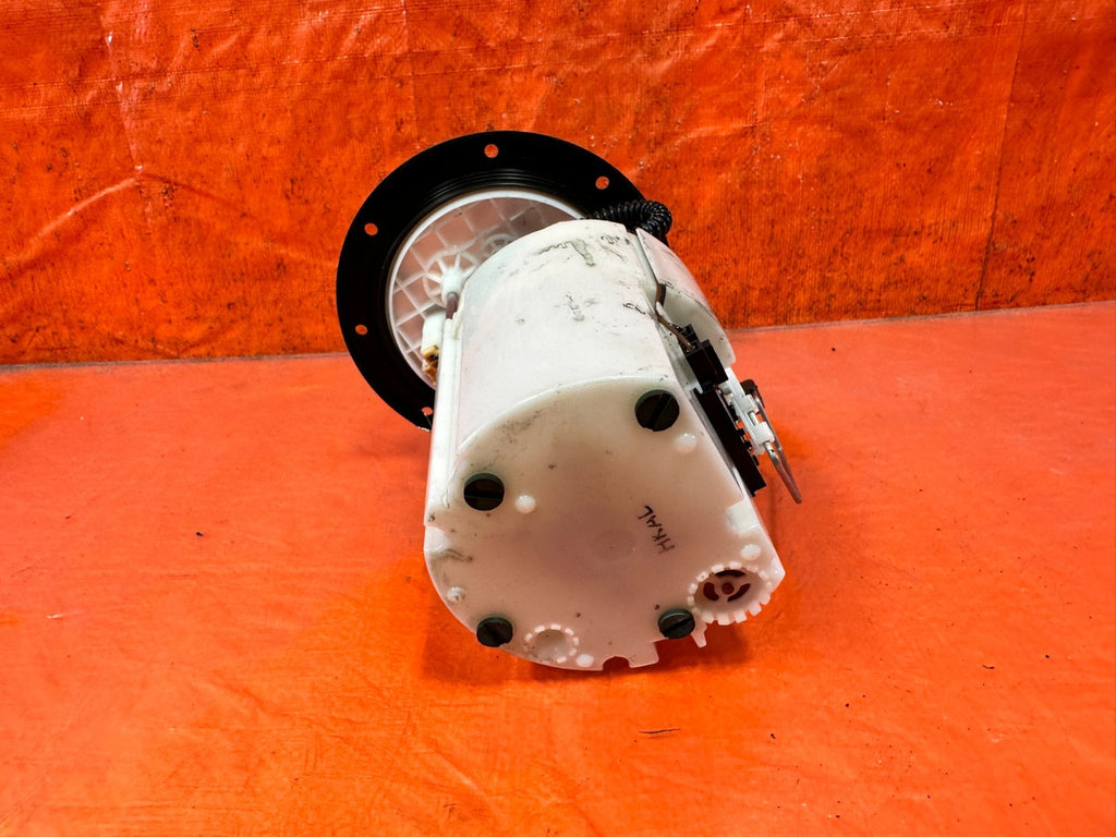 12 14 HYUNDAI GENESIS COUPE BK2 2.0L GASOLINE GAS FUEL PUMP SENDING UNIT OEM 32510