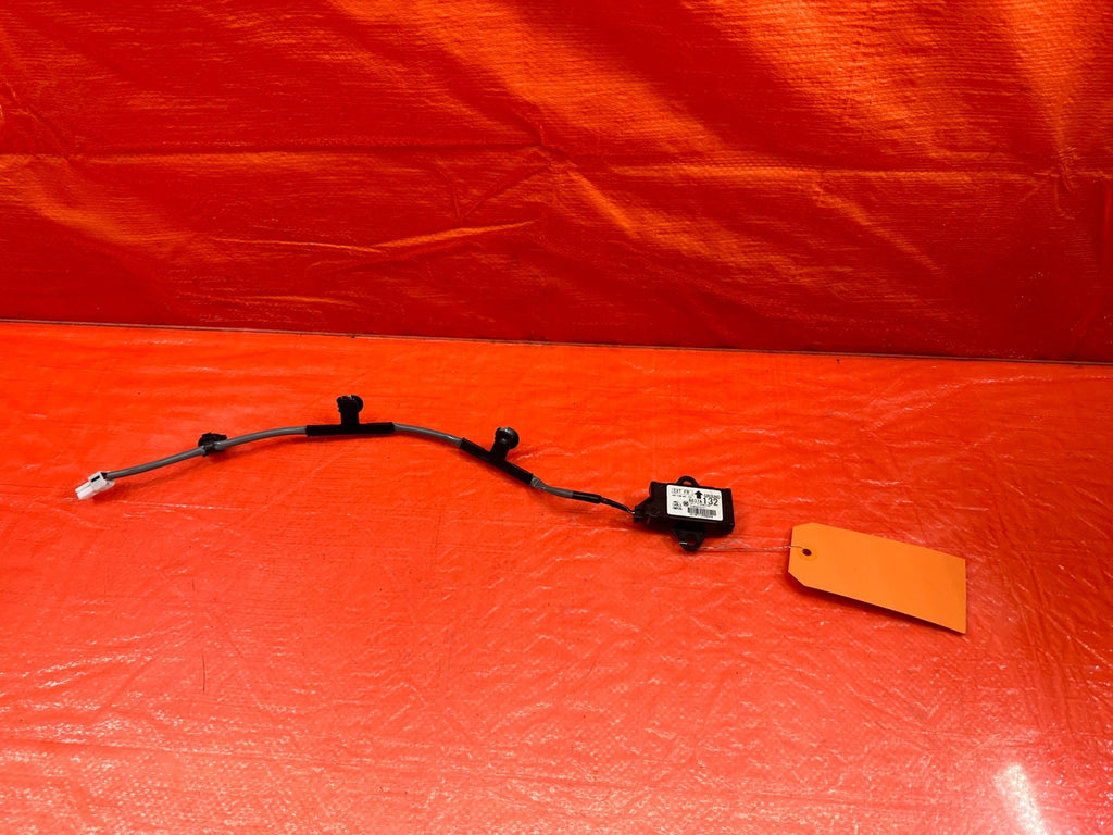 08 15 LANCER EVOLUTION X EVO 10   KEYLESS ENTRY ANTENNA 8637 A132   OEM #2060