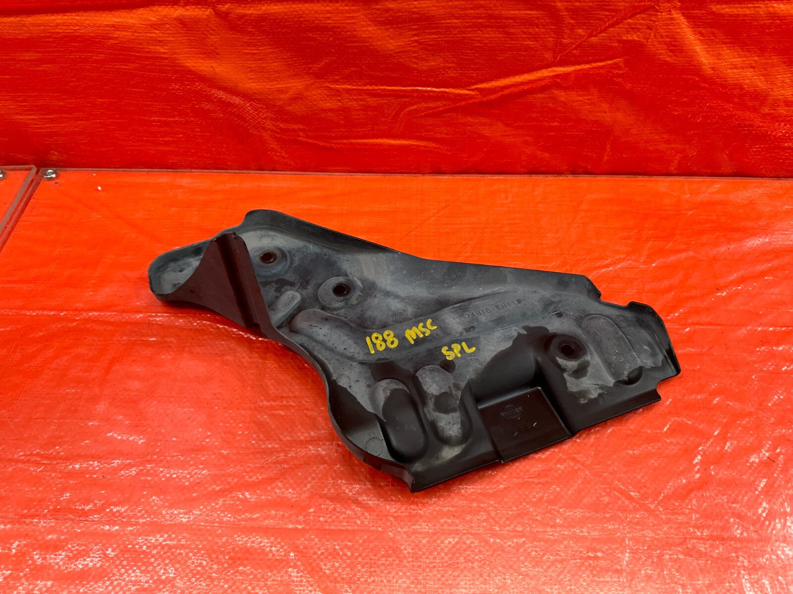08 10 INFINITI G37 2D COUPE   SPLASH SHIELD REAR UNDER COVER LEFT   OEM #1880