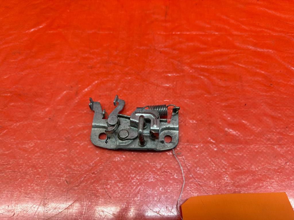 08 15 LANCER EVOLUTION X EVO 10   HOOD LATCH LOCKING MECHANISM LOCK   OEM #2174