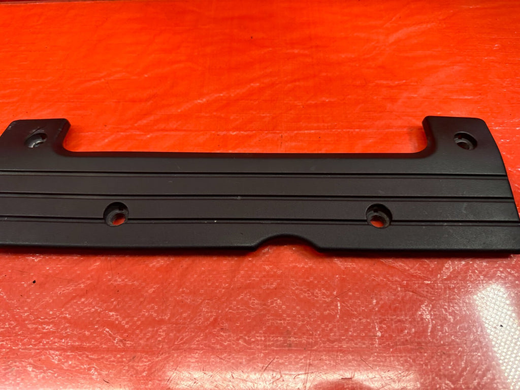 02 05 HONDA CIVIC SI EP3 HATCHBACK   IGNITION COIL PACK COVER TRIM PLASTIC #1876