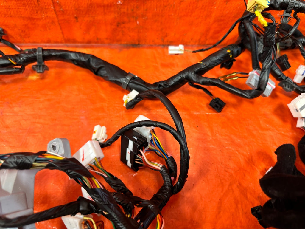 13 16 HYUNDAI GENESIS COUPE 3.8L   MAIN WIRING HARNESS   PART # 91336 2M851 #30212