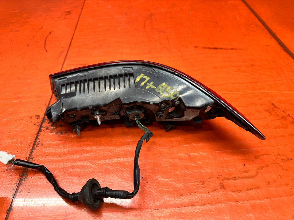 16 23 INFINITI Q60 2D LEFT DRIVER OUTER TAIL LIGHT LAMP ASSEMBLY OEM7