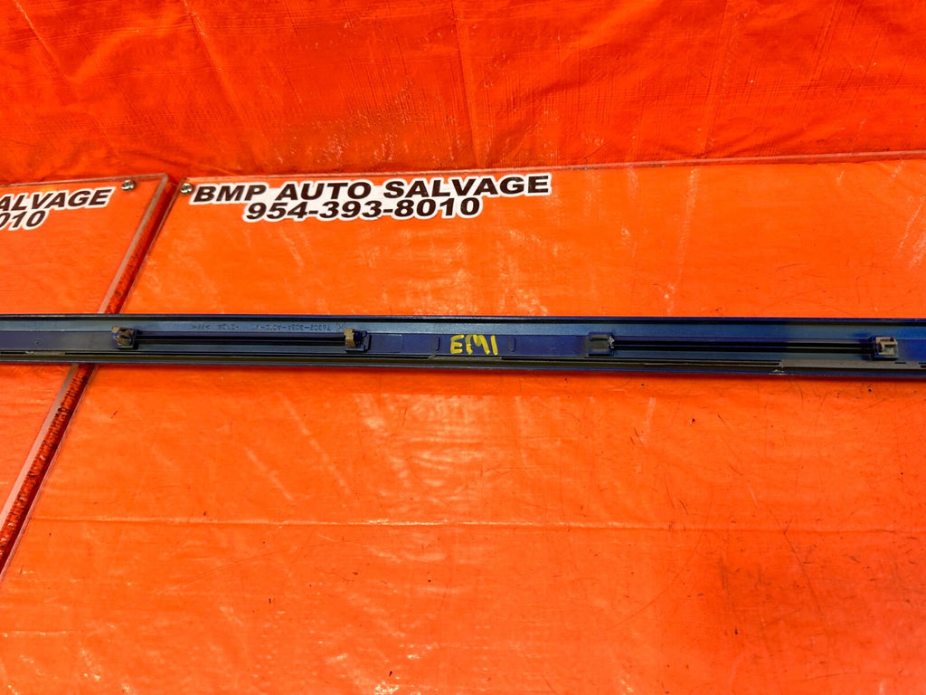 96 00 HONDA CIVIC COUPE & HATCH   DOOR MOLDING IMPACT STRIP RIGHT SIDE OEM #EM19