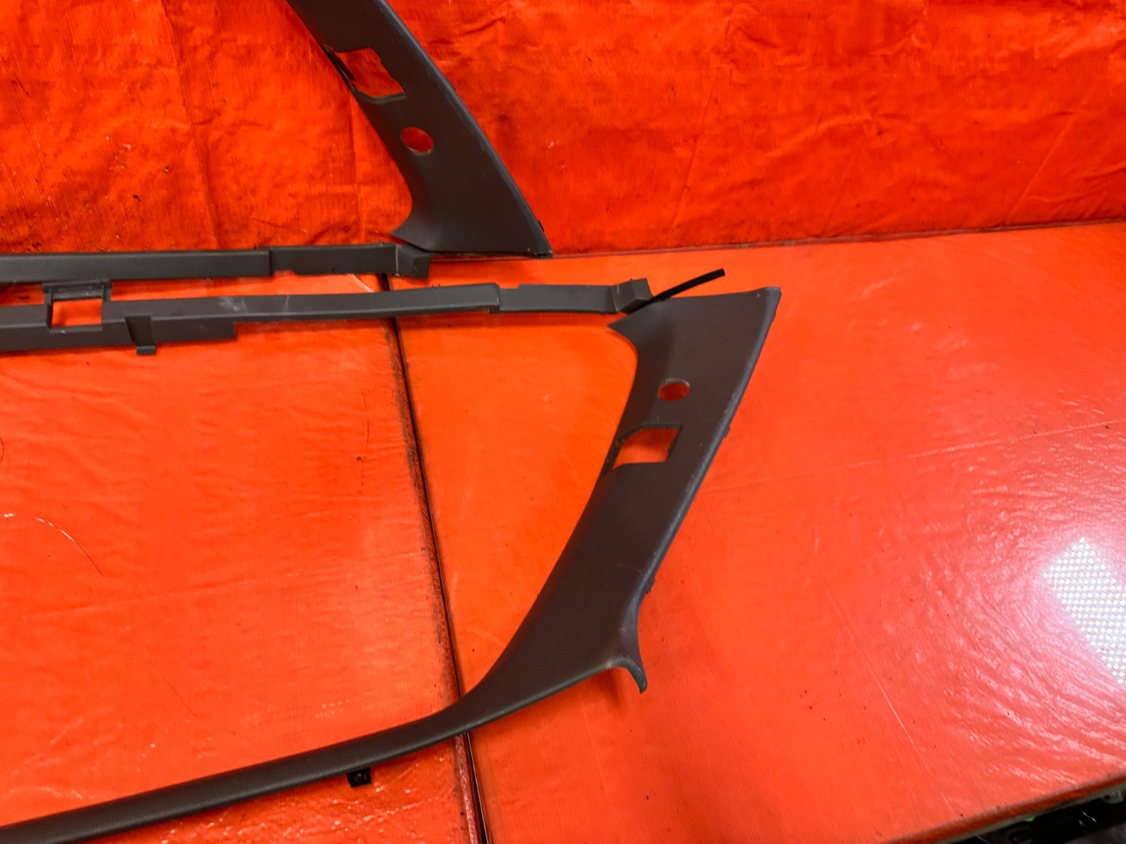 90 91 HONDA CIVIC HATCHBACK  LEFT & RIGHT REAR UPPER C PILLARS   OEM 3172
