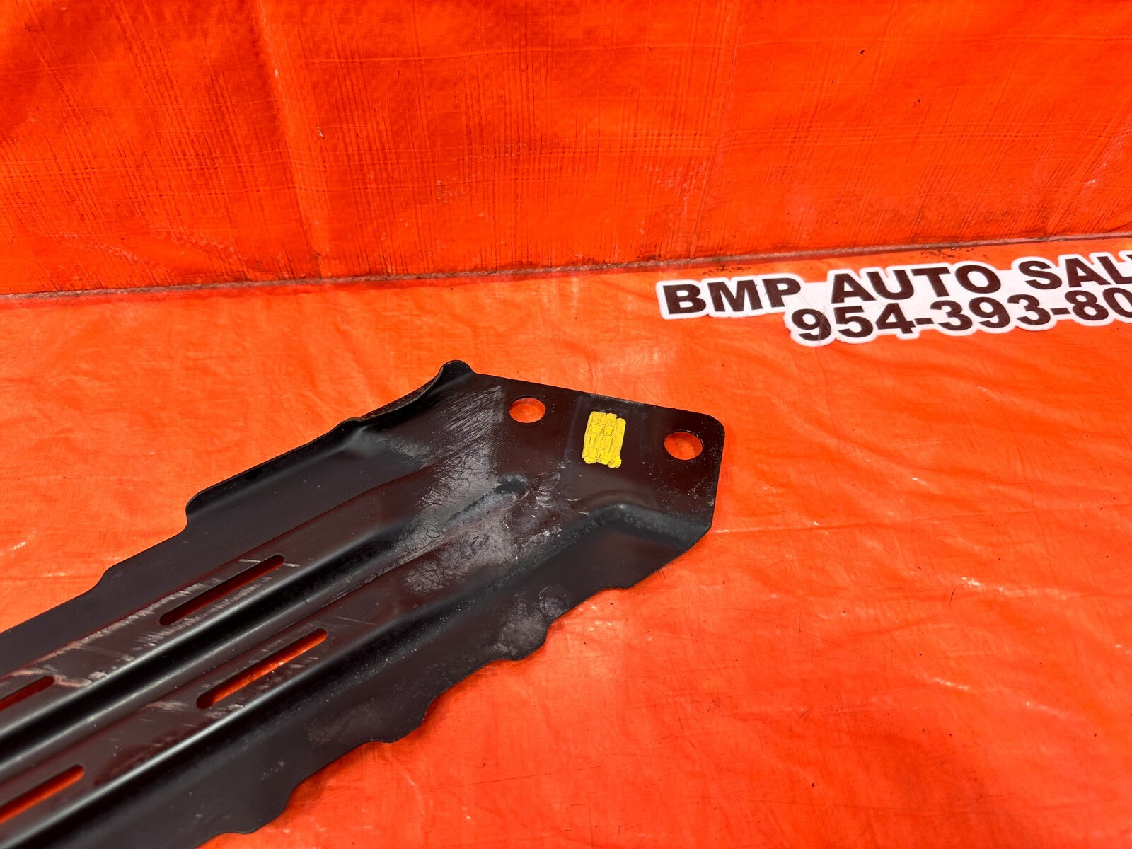 2004 04 NISSAN 350Z   PASSENGER RIGHT FRONT SUBFRAME BRACKET BRACE   OEM #2624