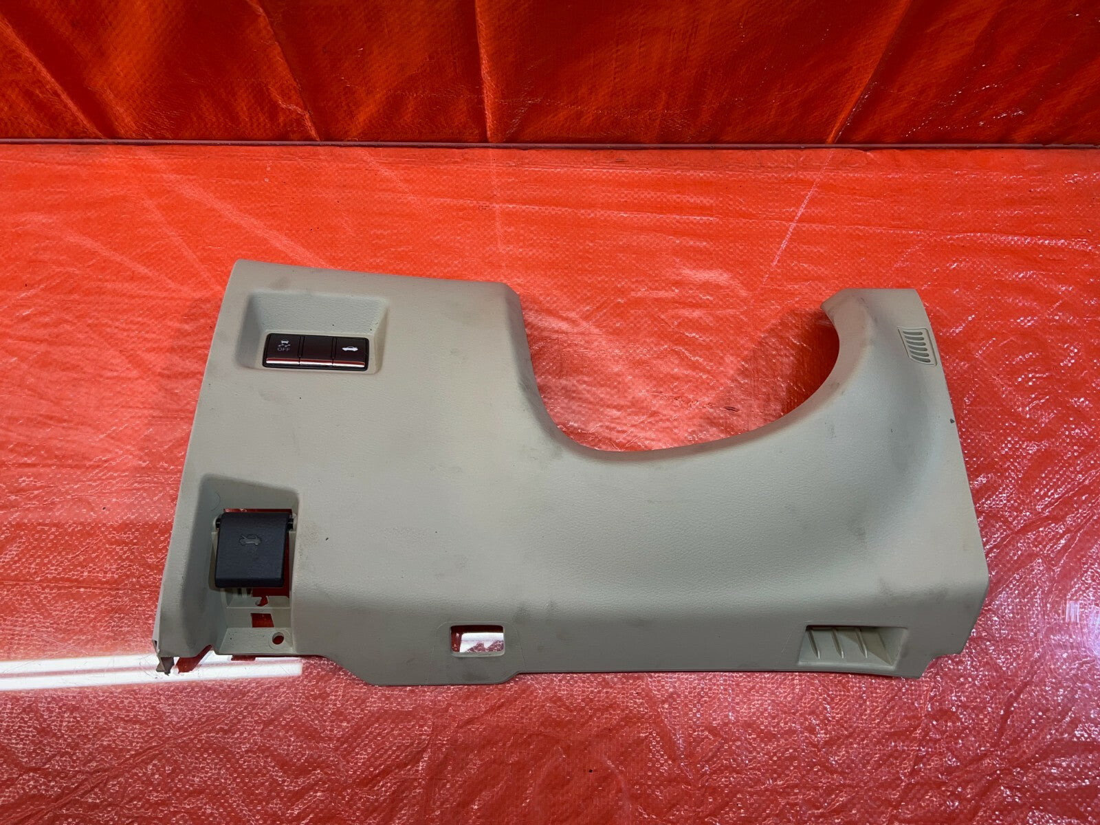 14 16 INFINITI Q50   KNEE TRIM UNDER STEERING COLUMN COVER   BEIGE   OEM #1050