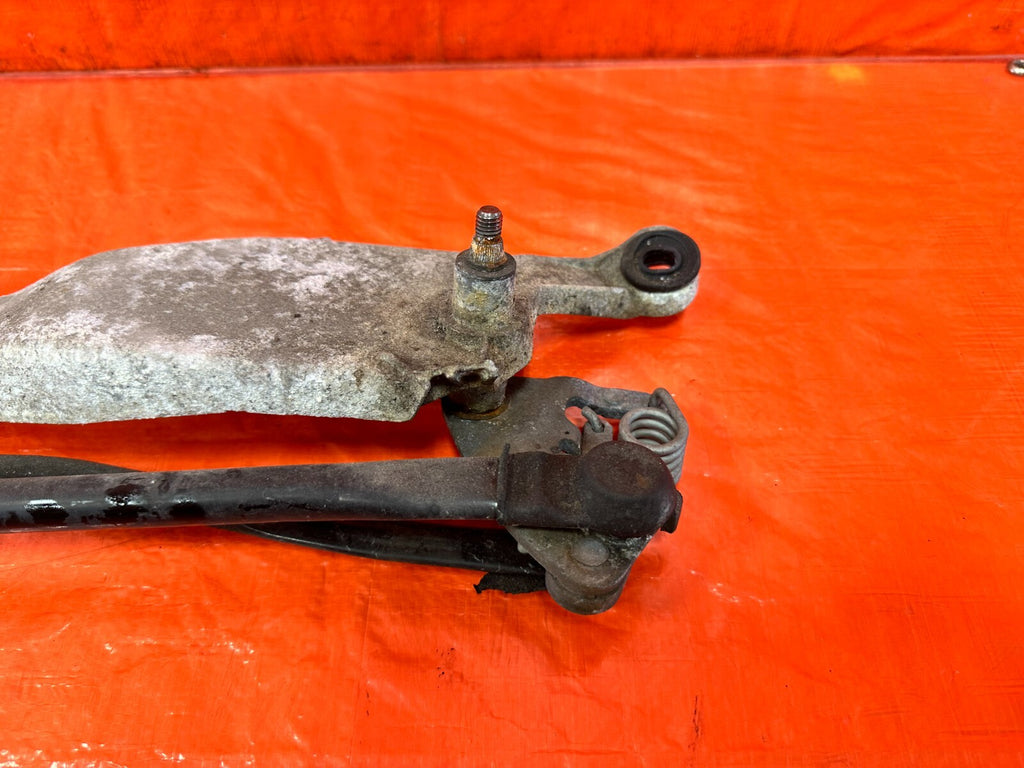 92 00 LEXUS SC300   WINDSHIELD WIPER MOTOR W/ LINKAGE   OEM FACTORY #27610