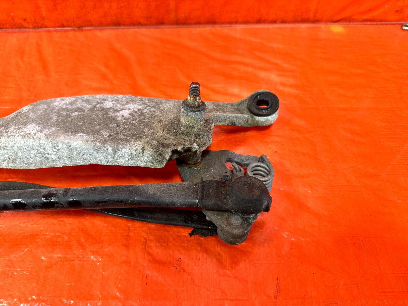 92 00 LEXUS SC300   WINDSHIELD WIPER MOTOR W/ LINKAGE   OEM FACTORY #27610