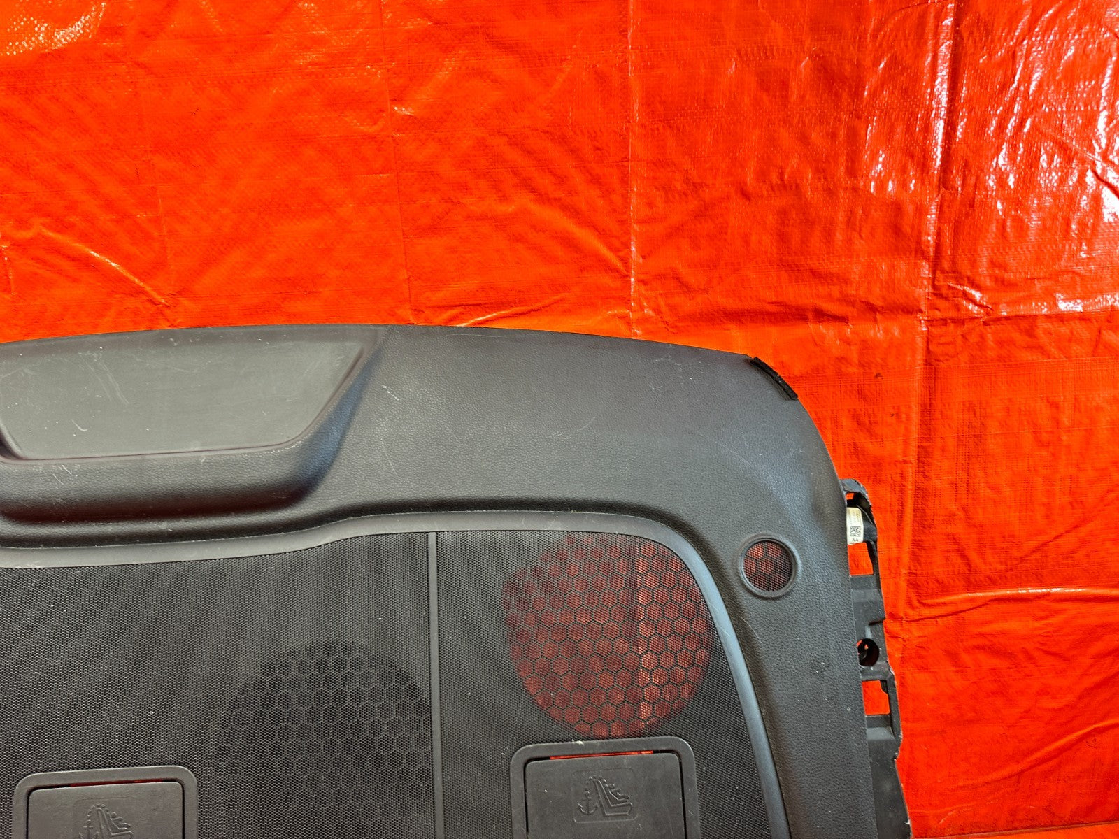 18 22 HONDA ACCORD   REAR SPEAKER TRAY THIRD BRAKE LIGHT TEIM PLASTIC OEM 3246